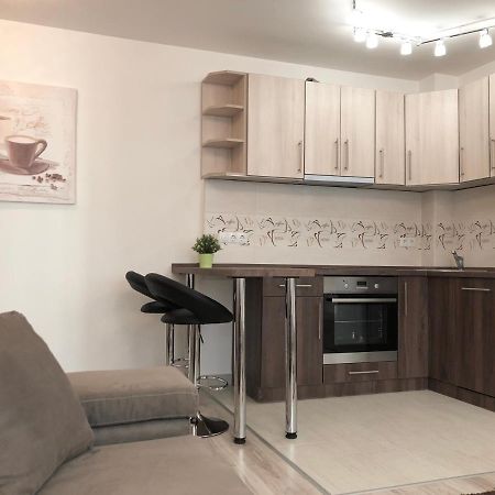 Exclusive Home - D. Apartman Печ Екстериор снимка