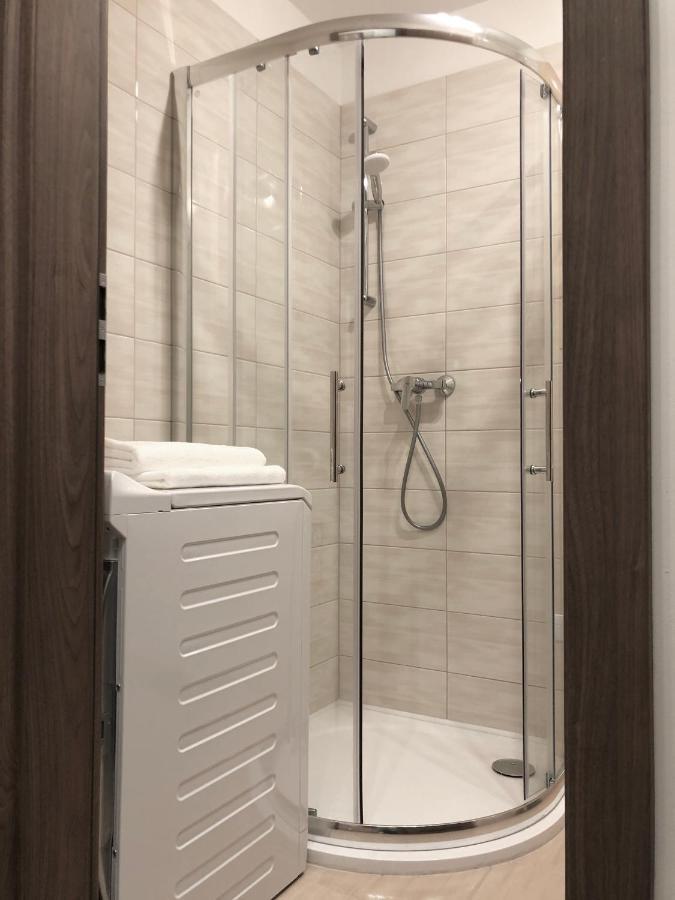 Exclusive Home - D. Apartman Печ Екстериор снимка